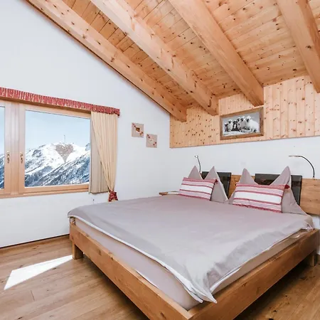 Alpenhotel Zur Wildi Lauchernalp Hotel