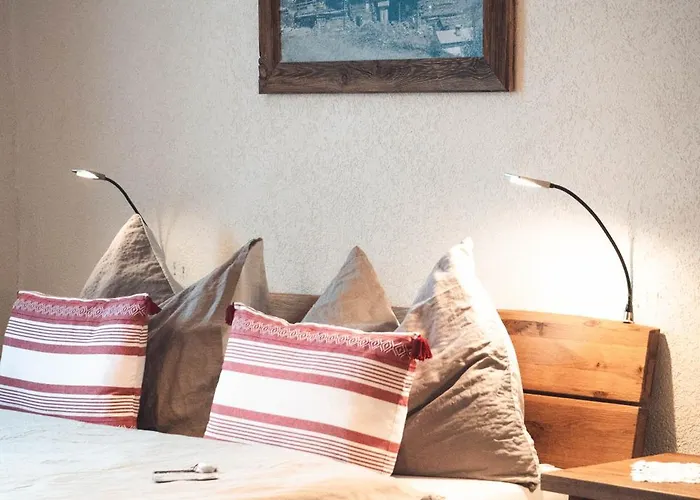 Alpenhotel Zur Wildi Lauchernalp Otel Wiler