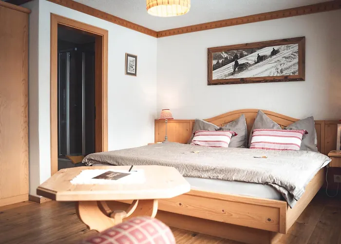 Alpenhotel Zur Wildi Lauchernalp Otel Wiler