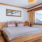Alpenhotel Zur Wildi Lauchernalp 3*