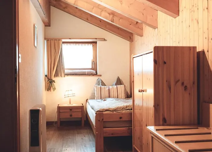 Alpenhotel Zur Wildi Lauchernalp ホテル 3*